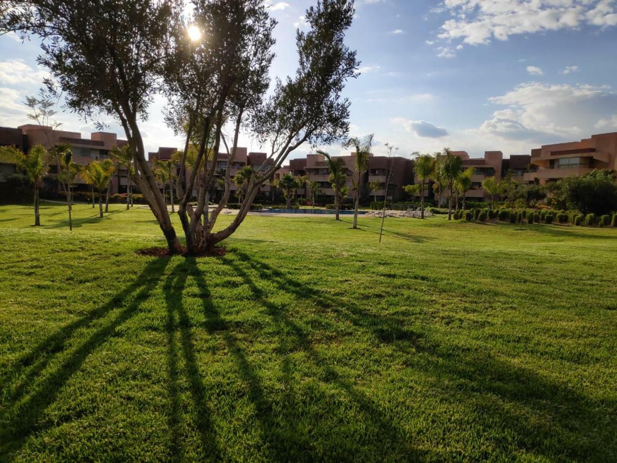 Magnifique Appart Vue Sur Golf Marrakesh Bagian luar foto